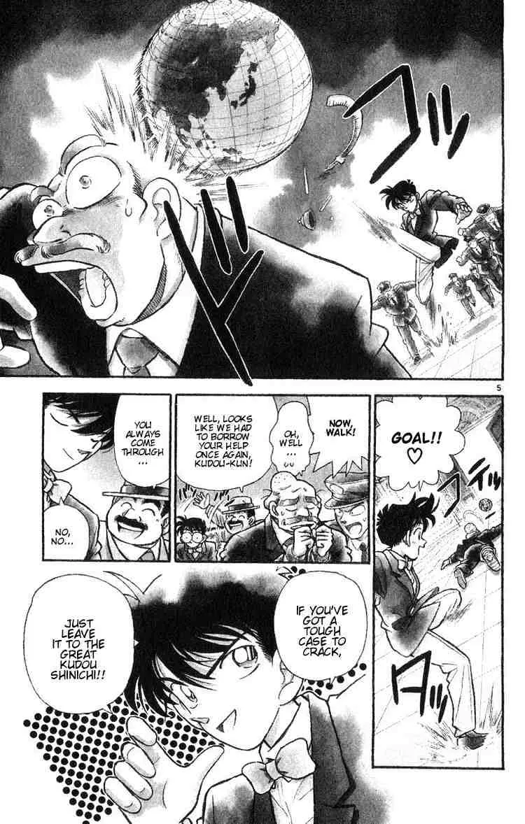 DETECTIVE CONAN - Page 5