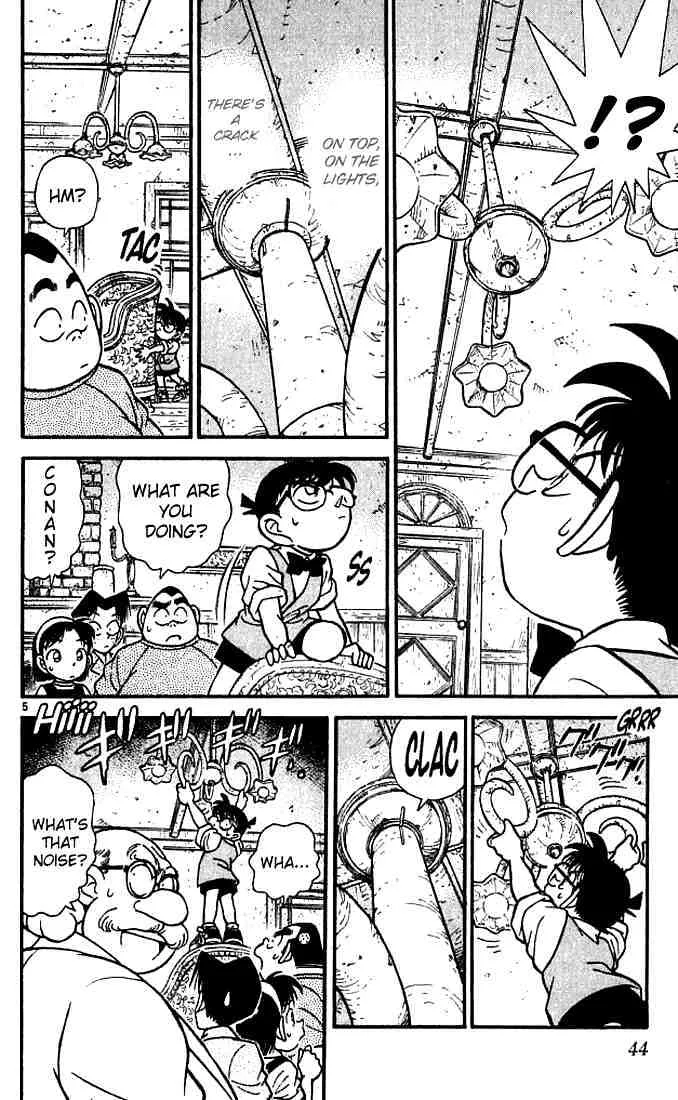 DETECTIVE CONAN - Page 5