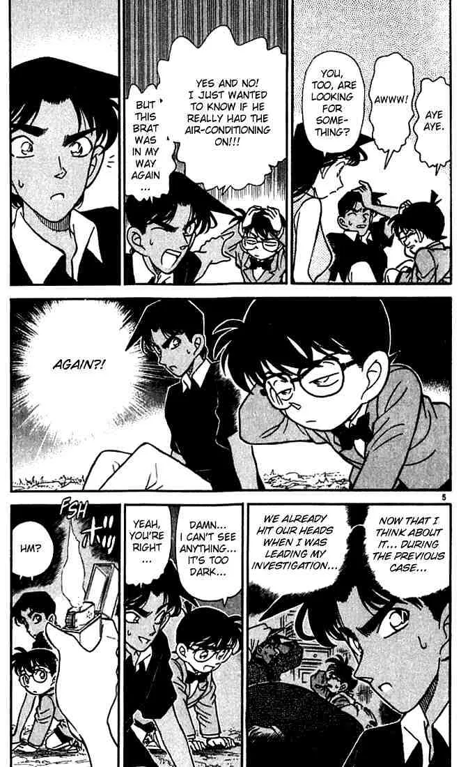 DETECTIVE CONAN - Page 4