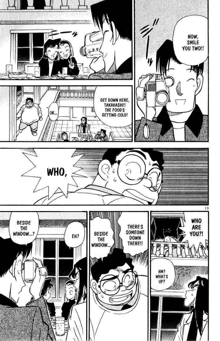 DETECTIVE CONAN - Page 11