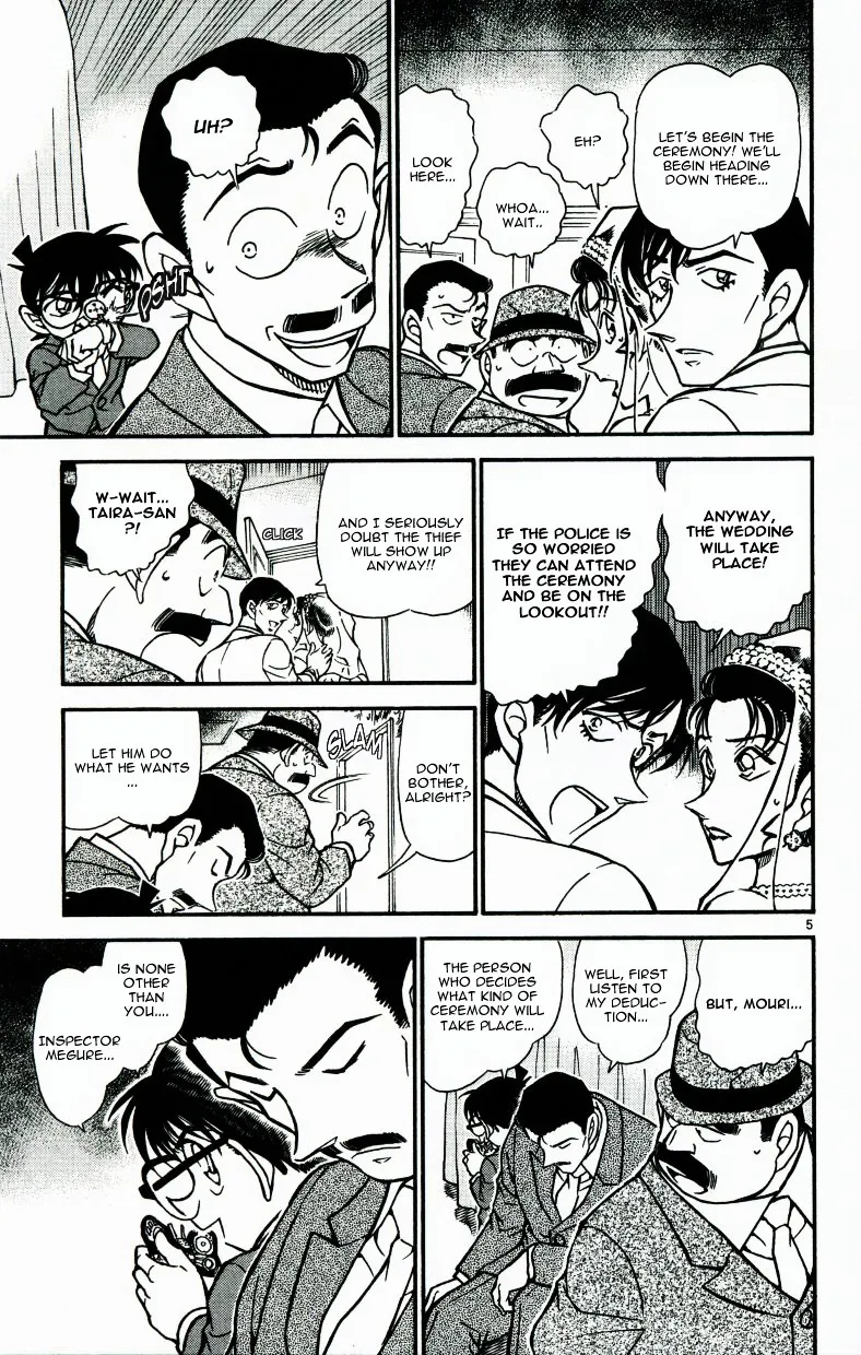 DETECTIVE CONAN - Page 4