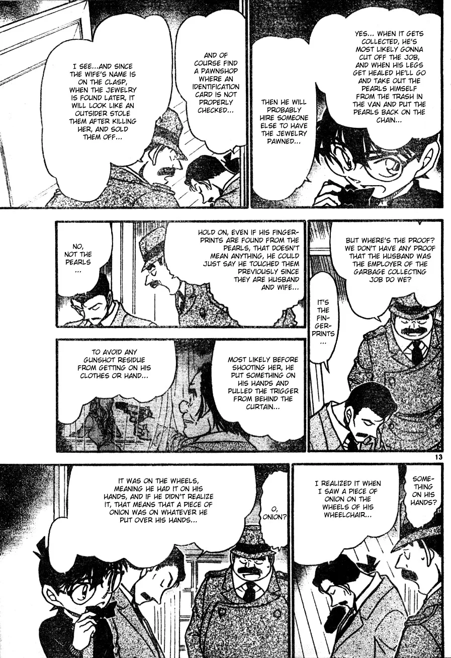 DETECTIVE CONAN - Page 12