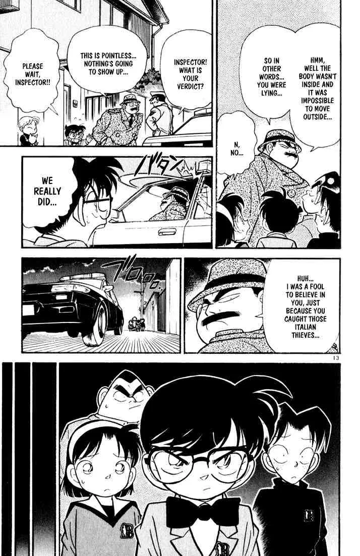 DETECTIVE CONAN - Page 12